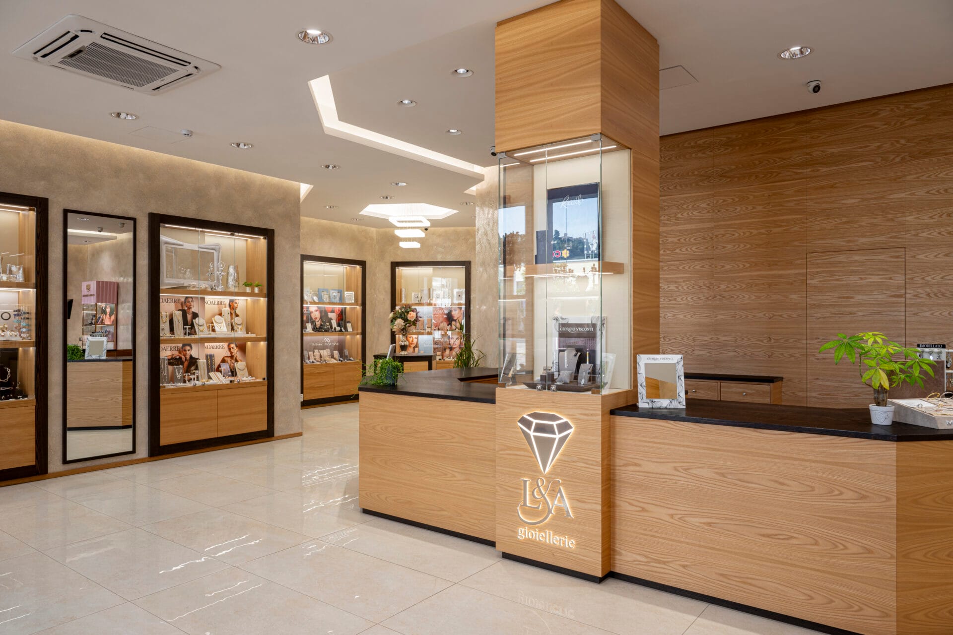 Gioielleria Via Vestina