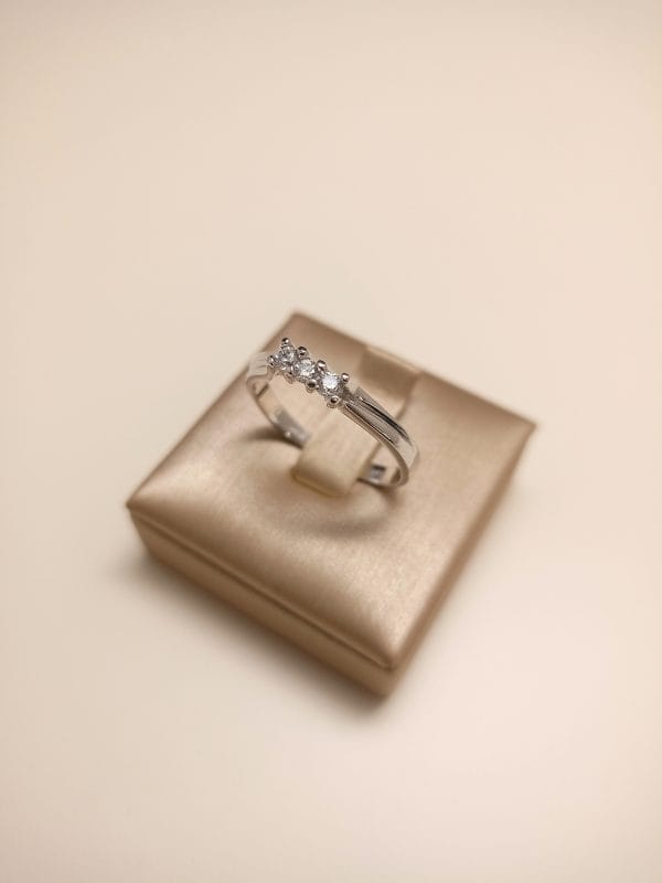 anello-trilogy-donna-oro-18kt-gioiellerie-landolfi-ainis-pescara-montesilvano-920042253023