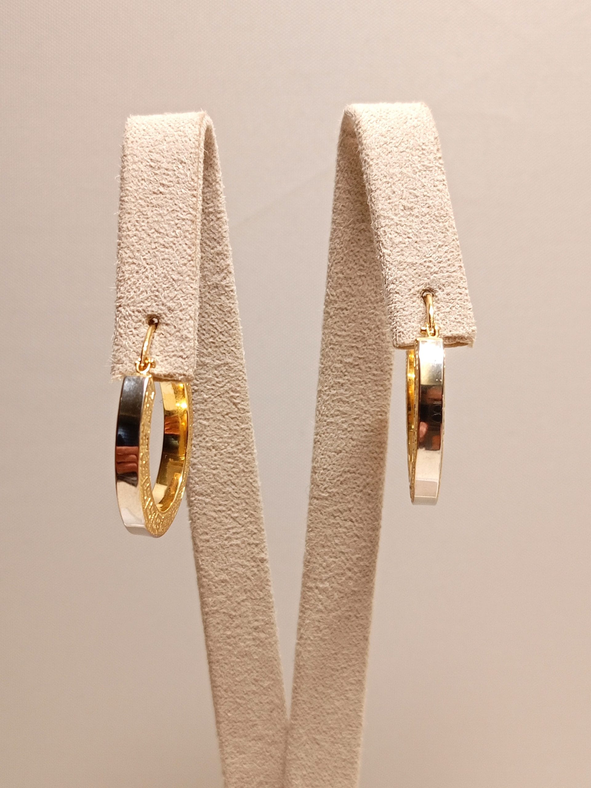 orecchino-cerchio-triangolare-lavorazione-greca-donna-oro-18kt-gioiellerie-landolfi-ainis-pescara-montesilvano-920047533024