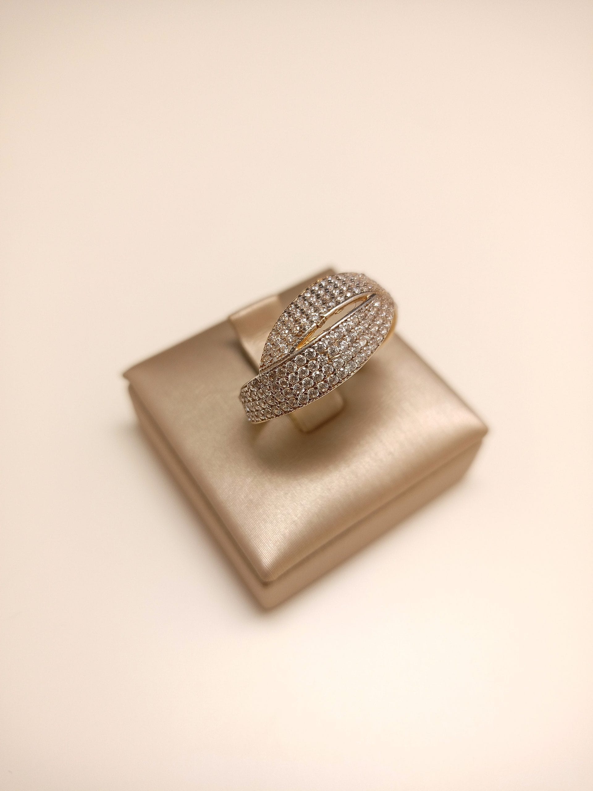 anello-donna-oro-18kt-gioiellerie-landolfi-ainis-pescara-montesilvano-910038537092