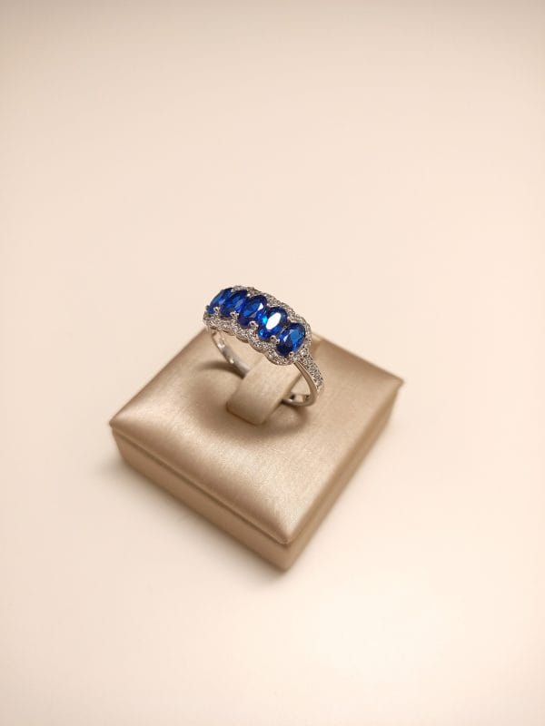 anello-veretta-verde-donna-oro-18kt-gioiellerie-landolfi-ainis-pescara-montesilvano-910039366122