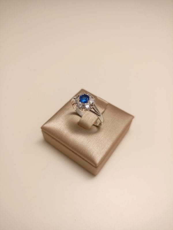 anello-kate-blu-donna-oro-18kt-gioiellerie-landolfi-ainis-pescara-montesilvano-910039366122