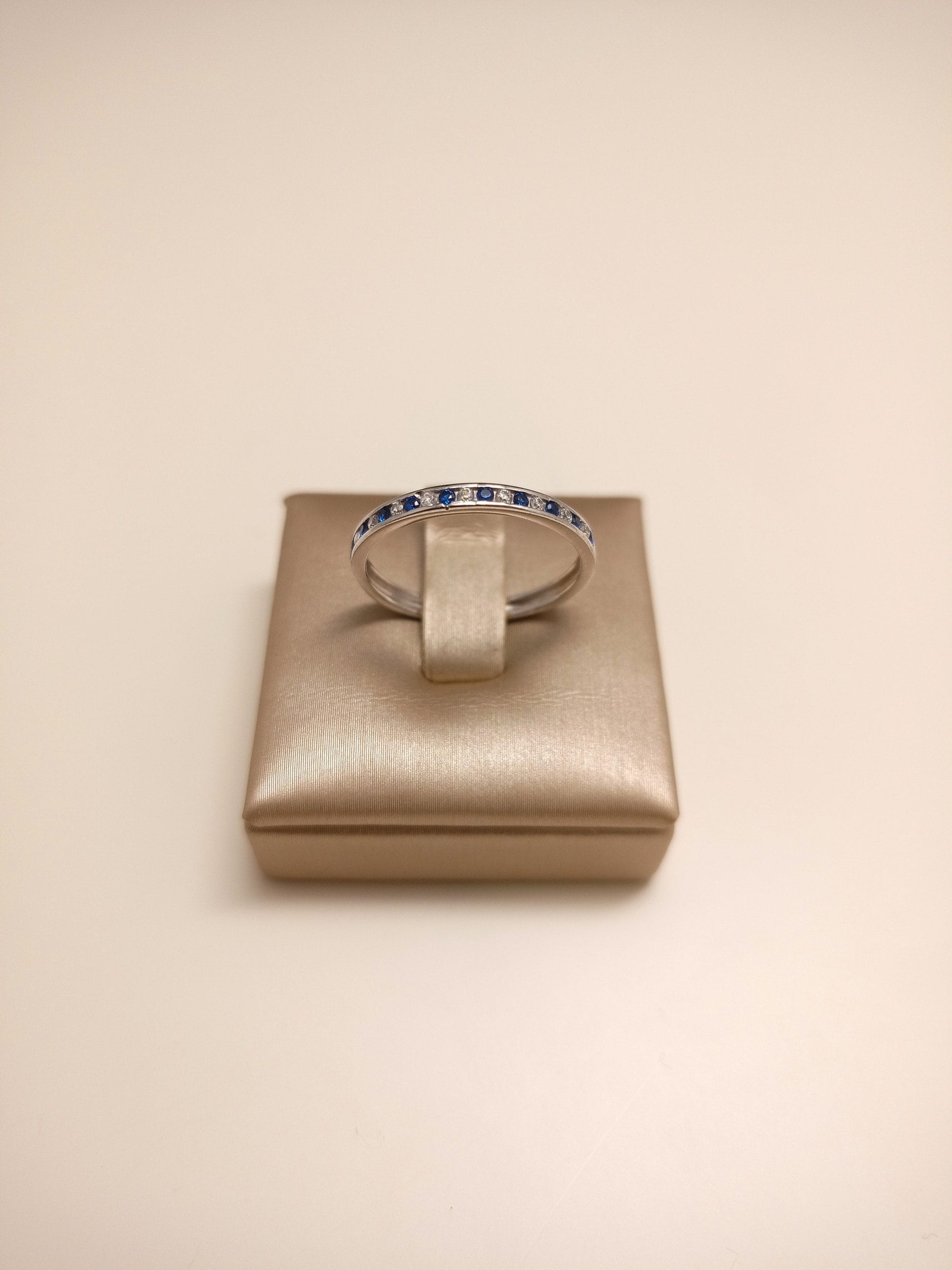 anello-veretta-blu-donna-oro-18kt-gioiellerie-landolfi-ainis-pescara-montesilvano-920049123024
