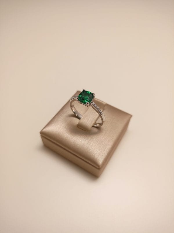 anello-kate-donna-oro-18kt-gioiellerie-landolfi-ainis-pescara-montesilvano-920048391024