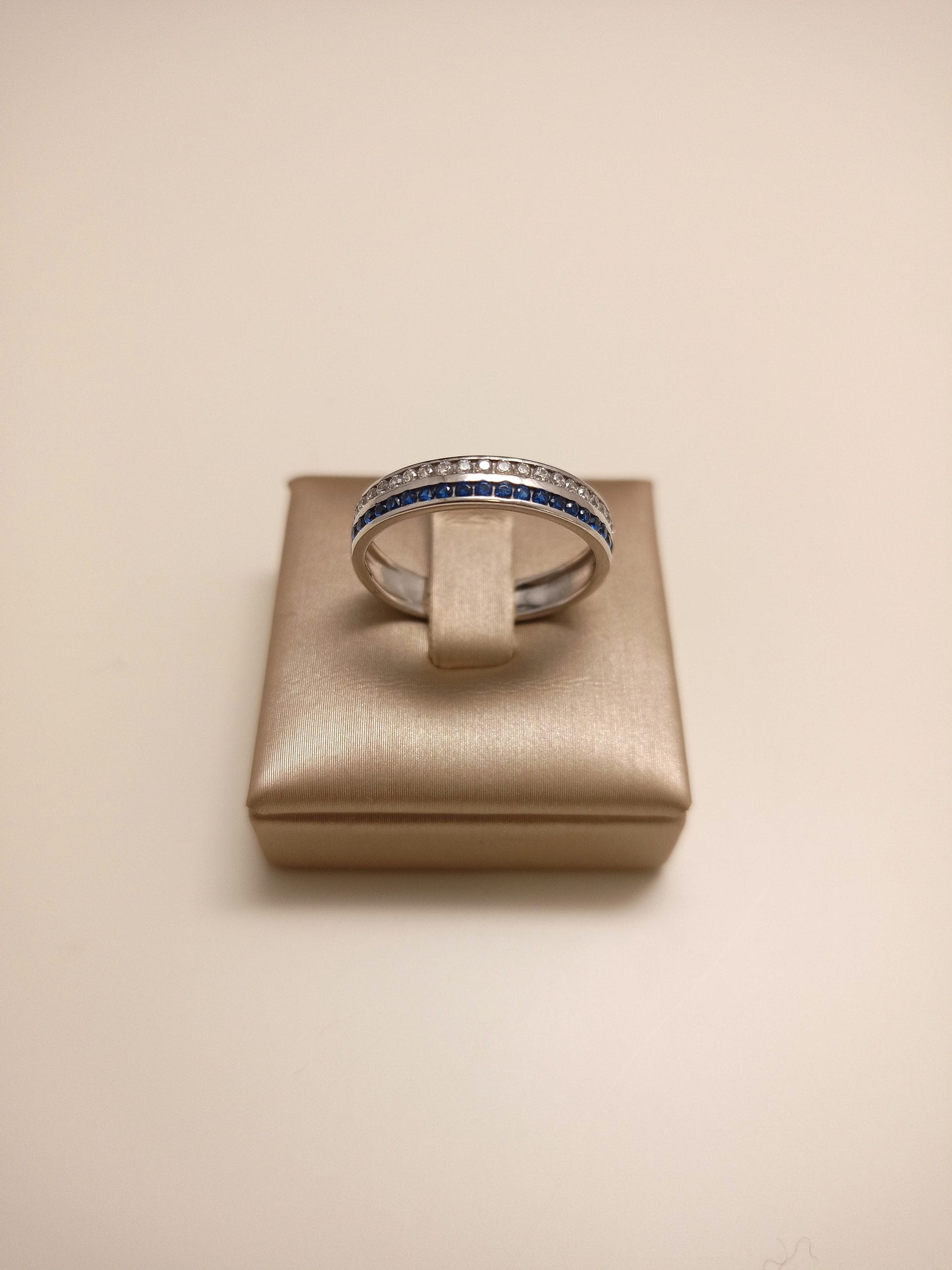 anello-veretta-donna-oro-18kt-gioiellerie-landolfi-ainis-pescara-montesilvano-920045509024