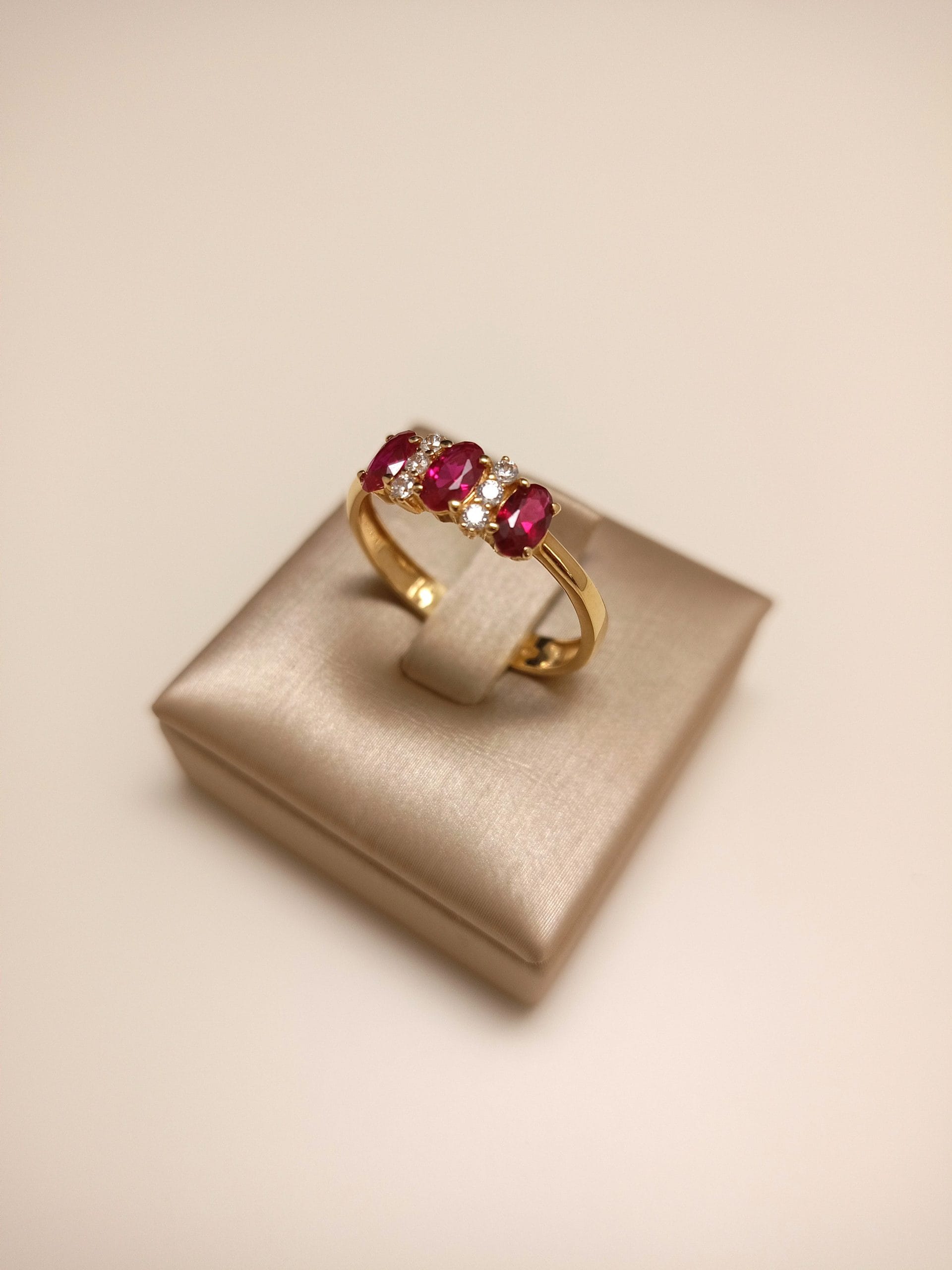 anello-donna-oro-18kt-gioiellerie-landolfi-ainis-pescara-montesilvano-920044201023