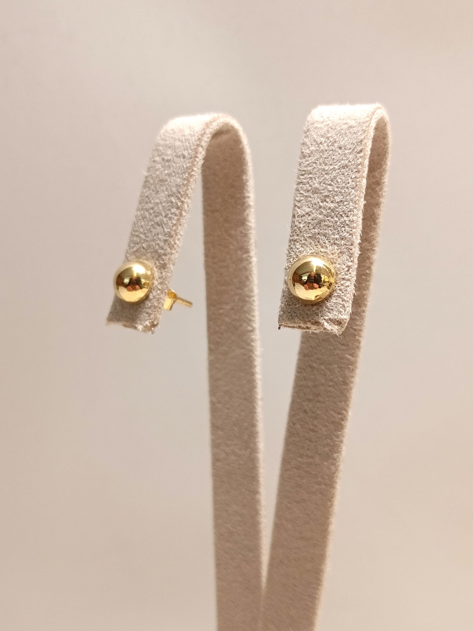 orecchino-bottone-donna-oro-18kt-gioiellerie-landolfi-ainis-pescara-montesilvano-920047523024