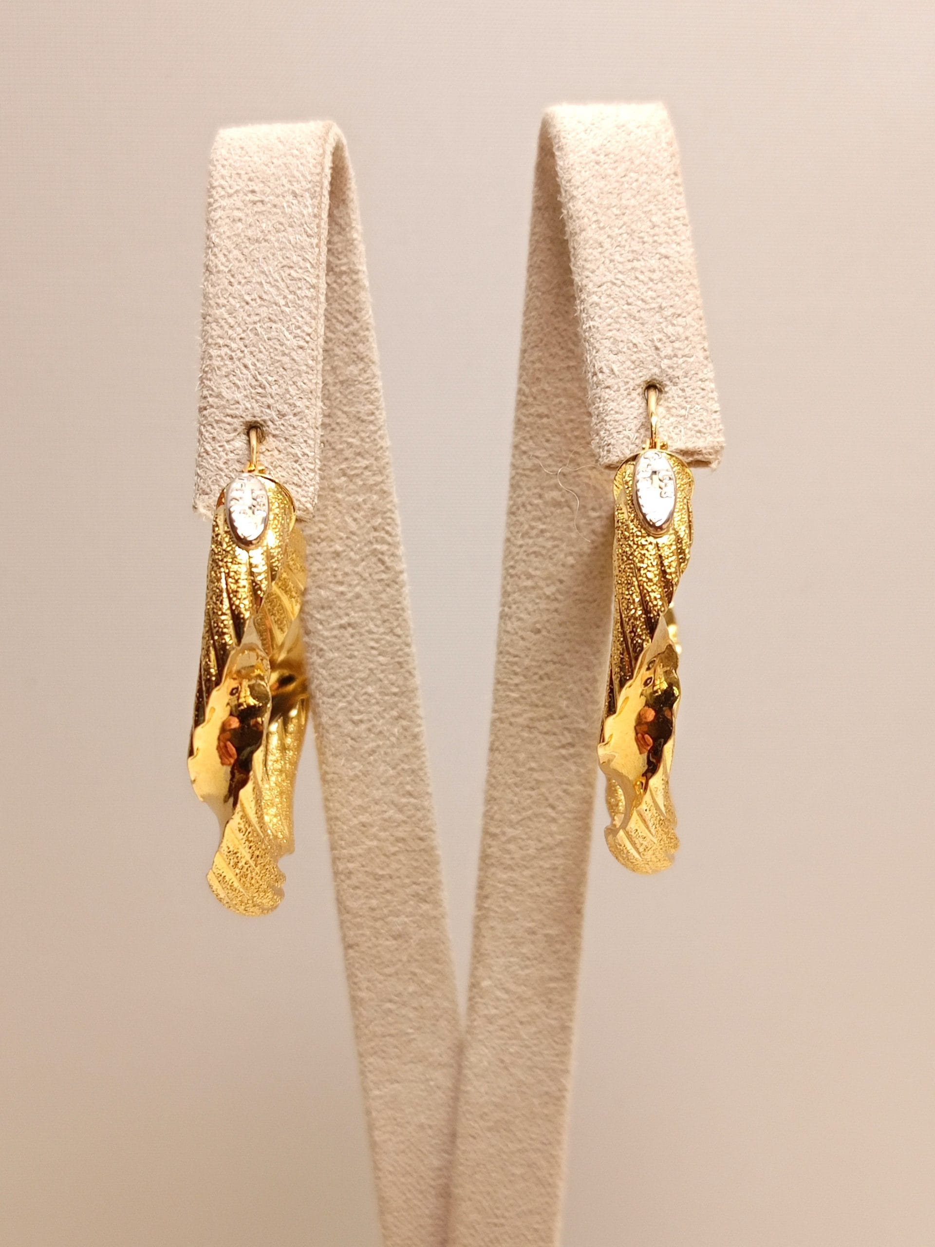 orecchino-cerchio-donna-oro-18kt-gioiellerie-landolfi-ainis-pescara-montesilvano-910038333092