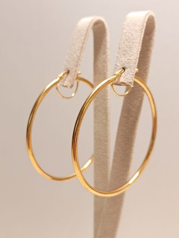 orecchino-cerchio-donna-oro-18kt-gioiellerie-landolfi-ainis-pescara-montesilvano-920050016025