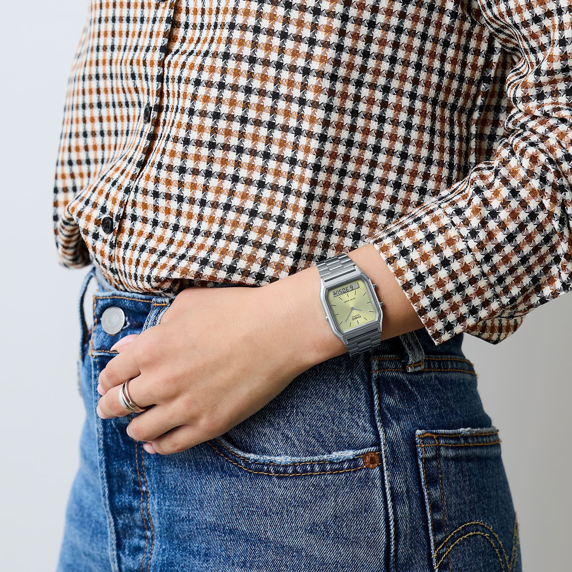 Casio Vintage Edgy 230 - immagine 2