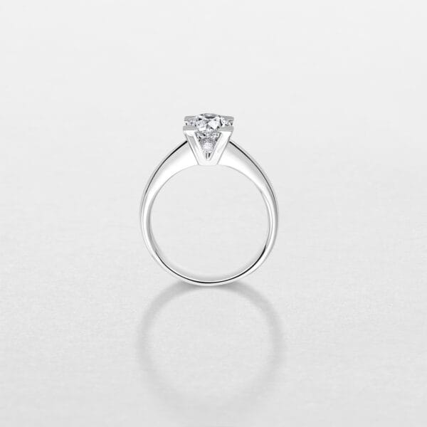 Anello Solitario Con Diamante Giorgio Visconti