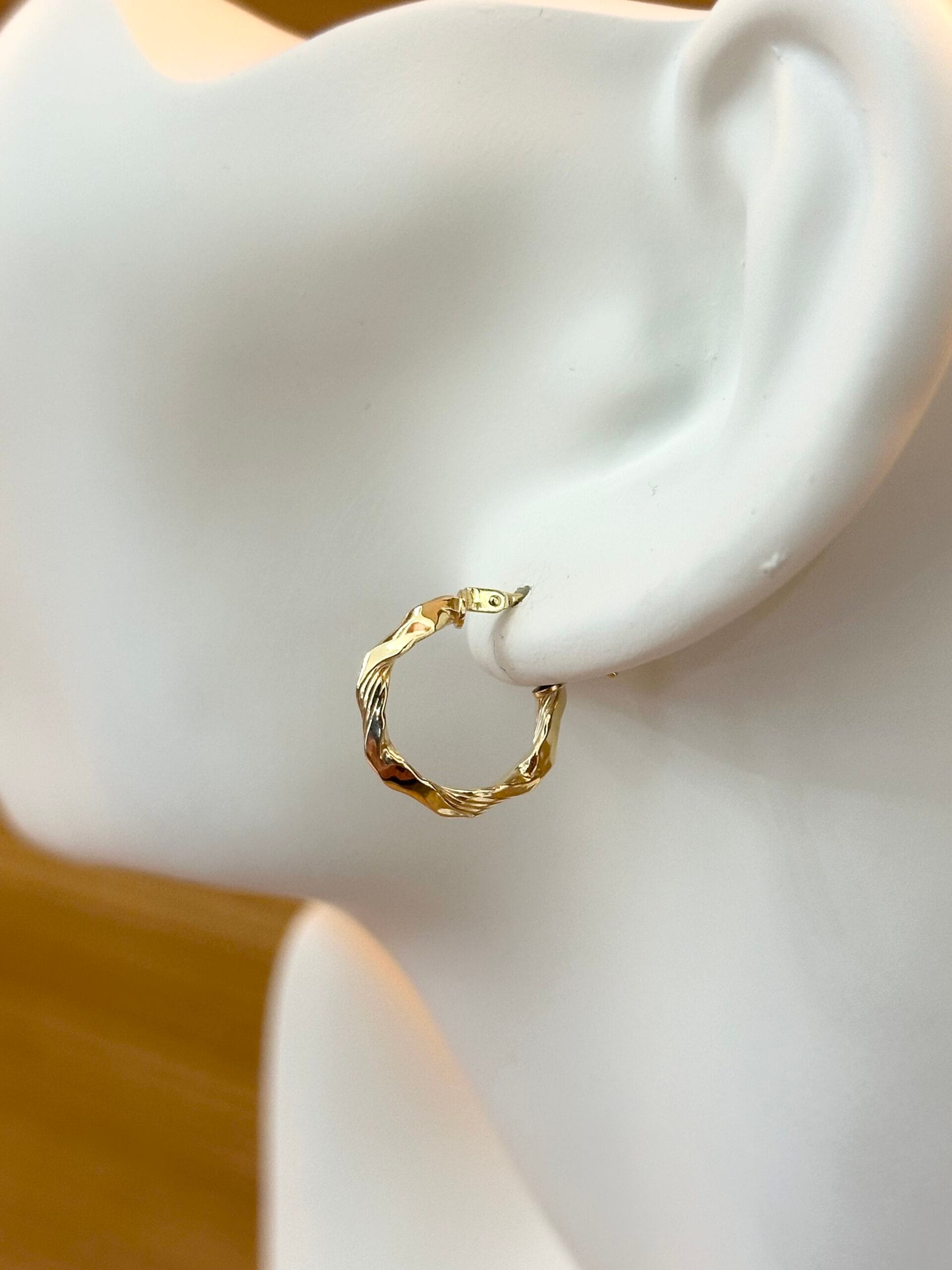 Orecchini A Cerchio Intrecciati In Oro Giallo 9kt