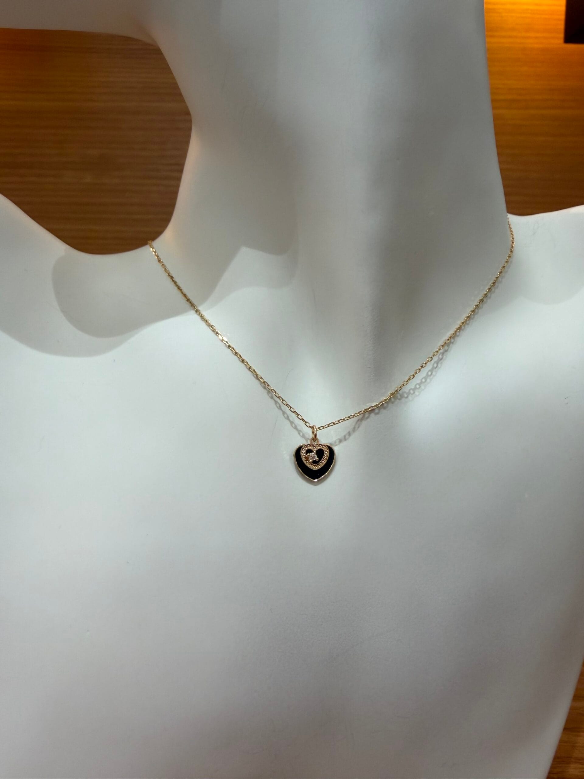 Collana In Oro 9k Da Donna E Bambina Con Cuore Nero